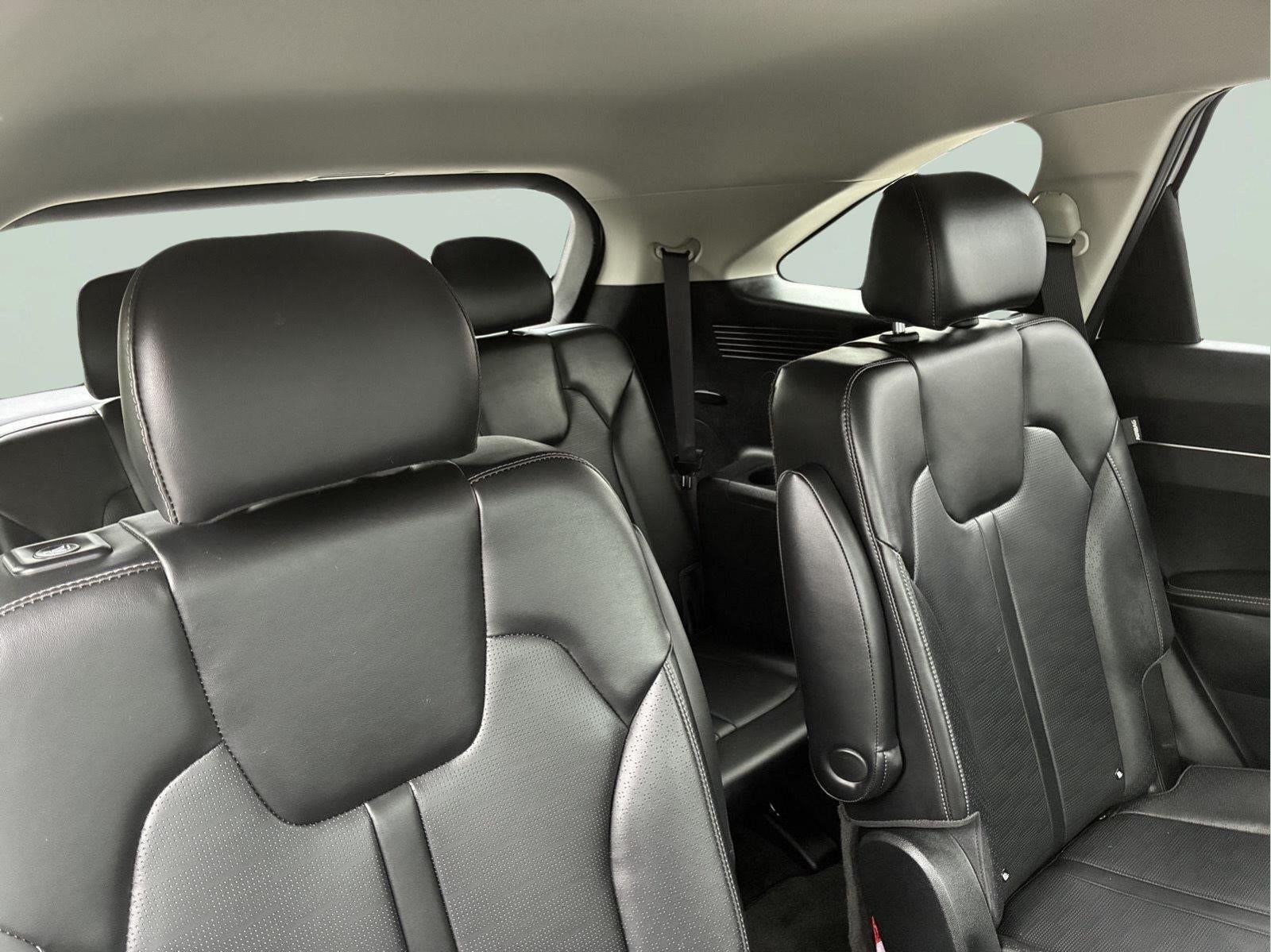 2025 Kia Sorento X-Line EX