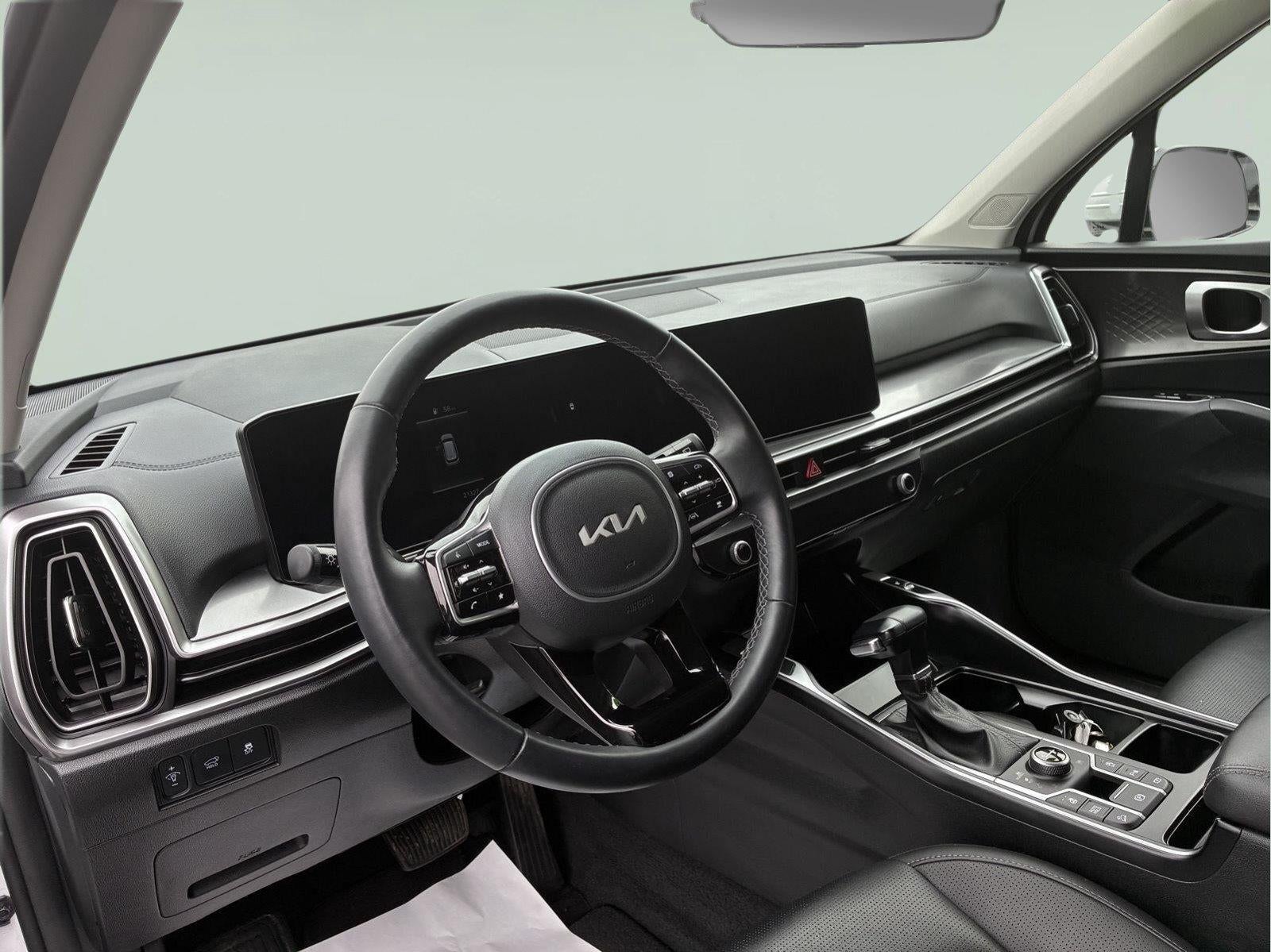 2025 Kia Sorento X-Line EX