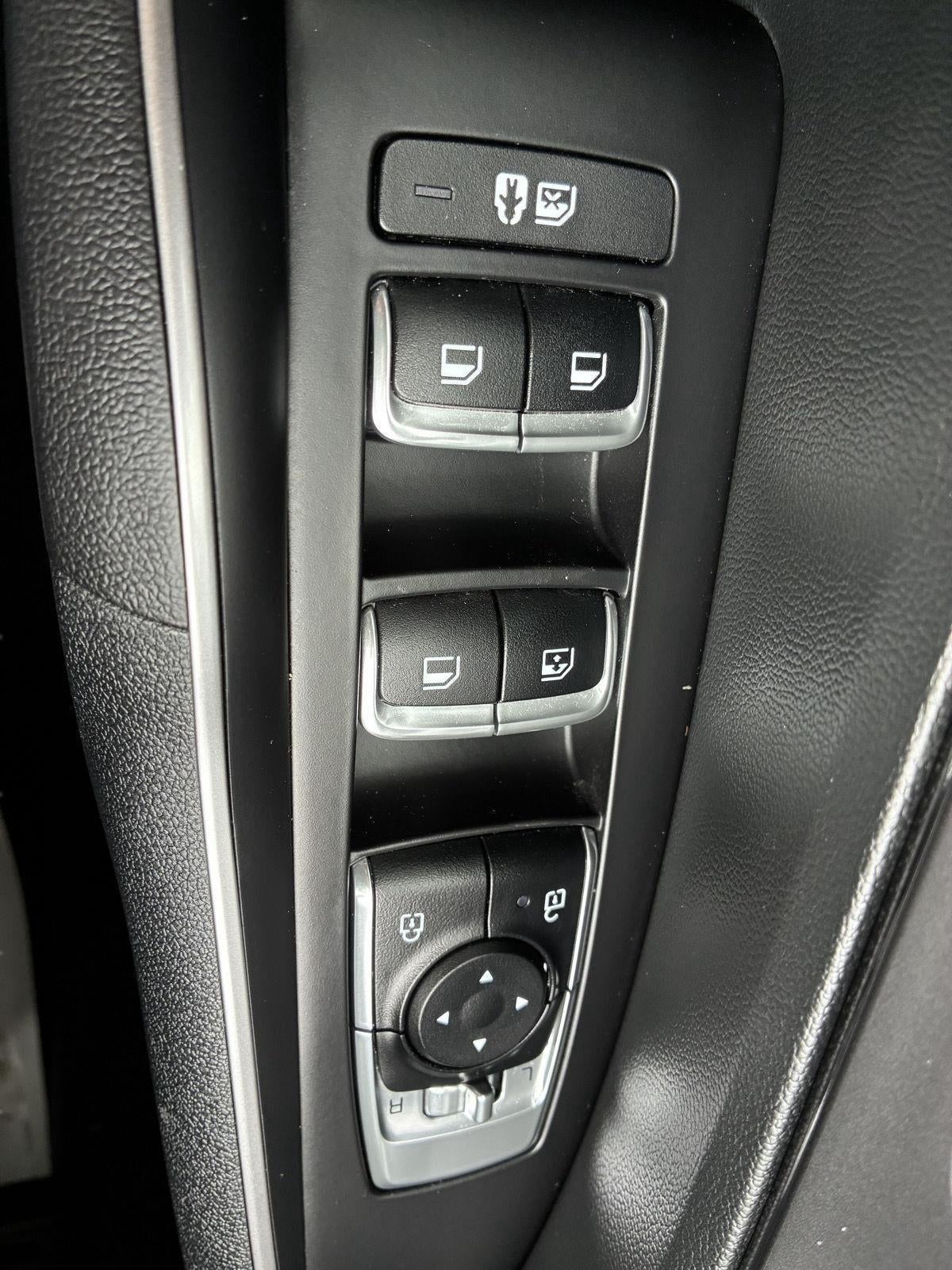 2025 Kia Sorento X-Line EX