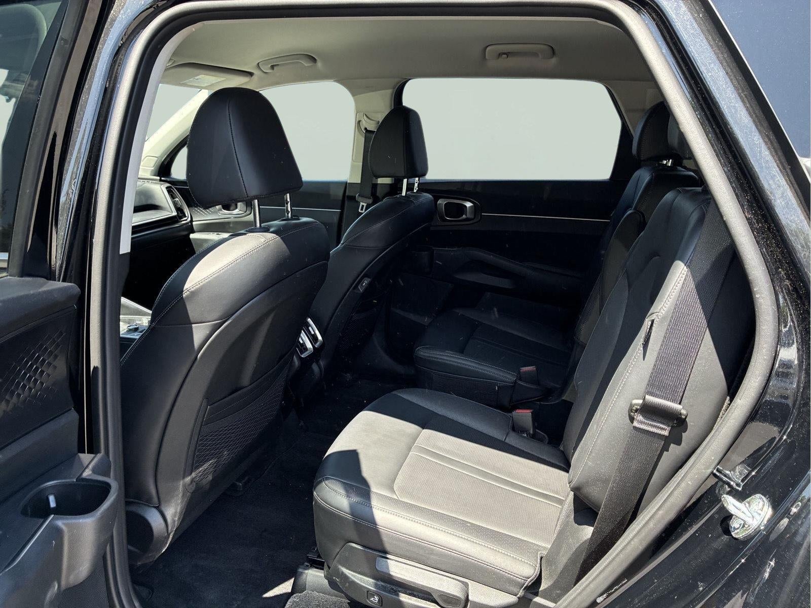 2025 Kia Sorento X-Line EX