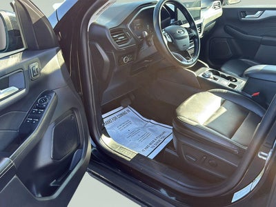 2025 Ford Escape Platinum
