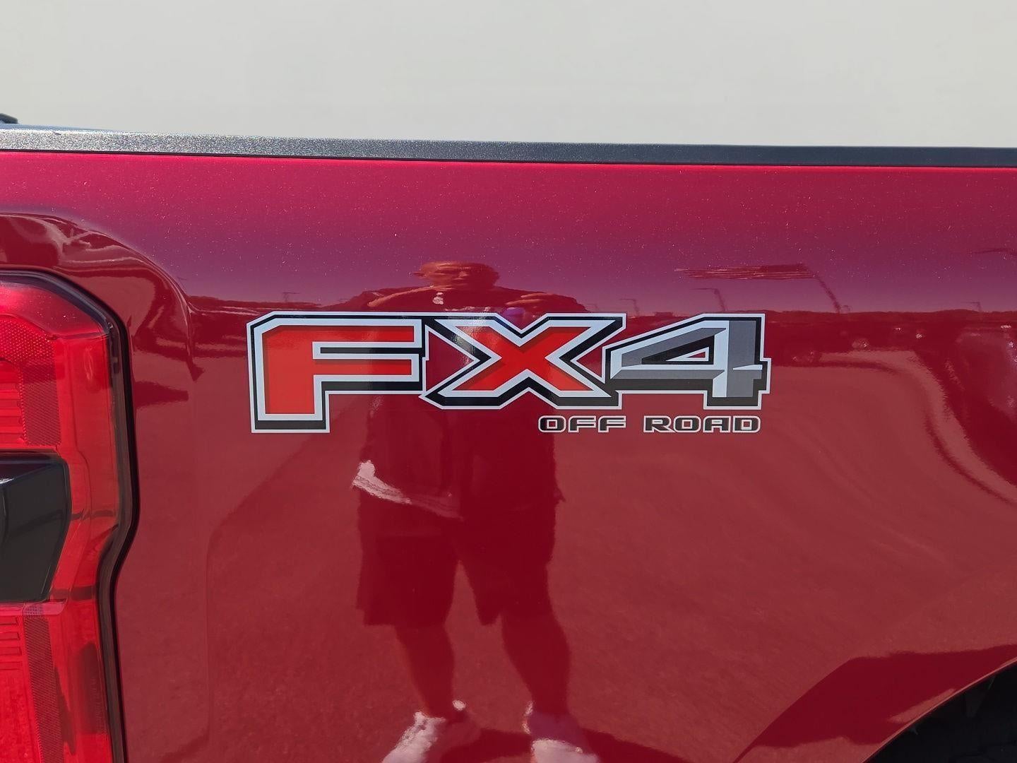 2023 Ford Super Duty F-350 SRW XL 4WD Crew Cab 6.75' Box