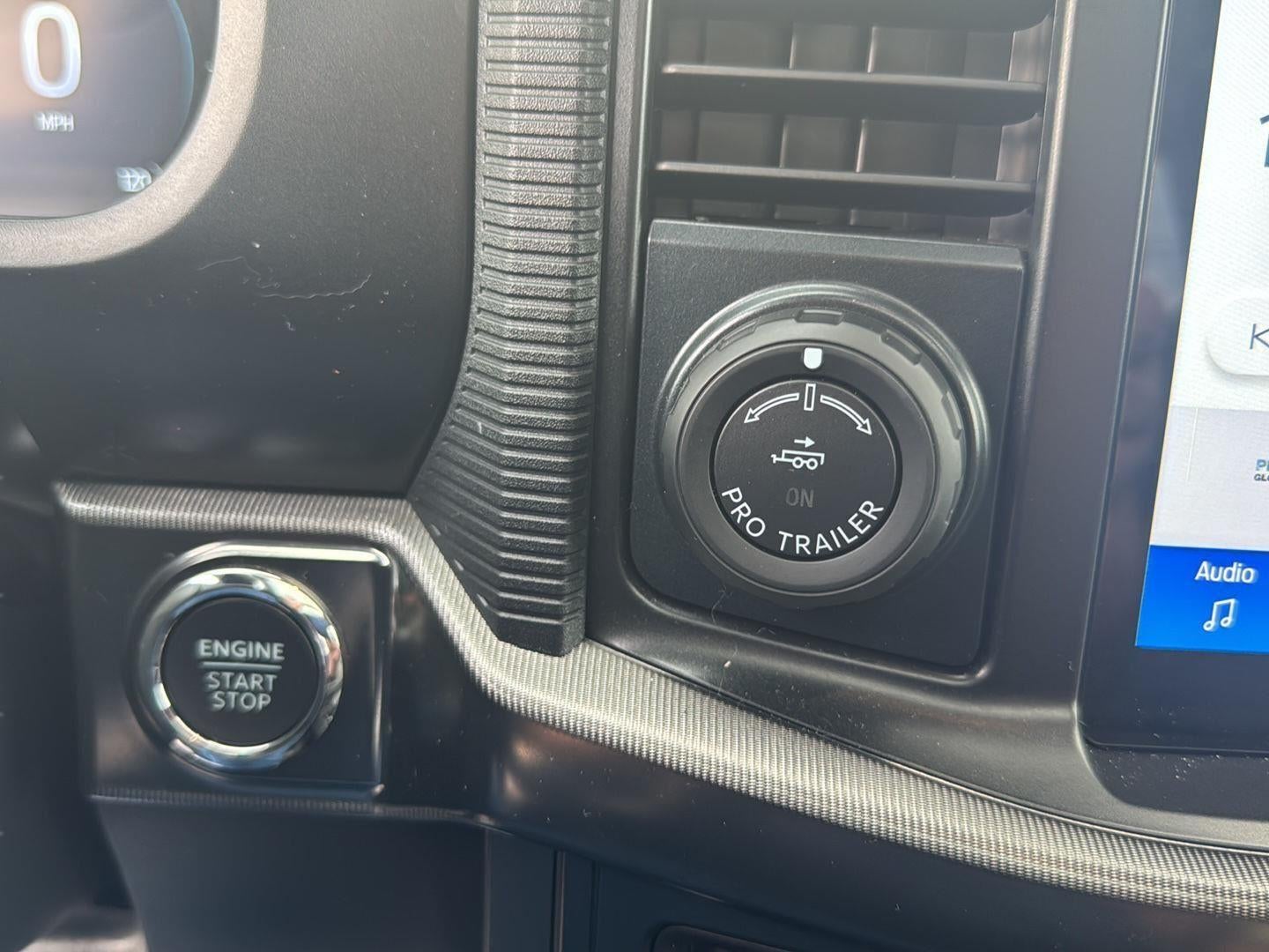2025 Ford F-150 LARIAT 4WD SuperCrew 5.5' Box