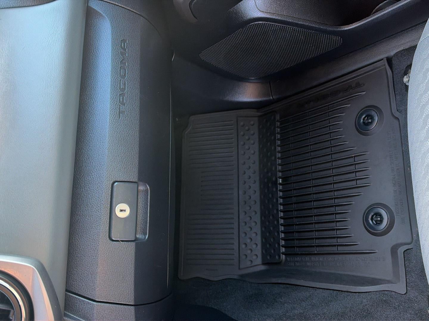 2021 Toyota Tacoma SR5 V6