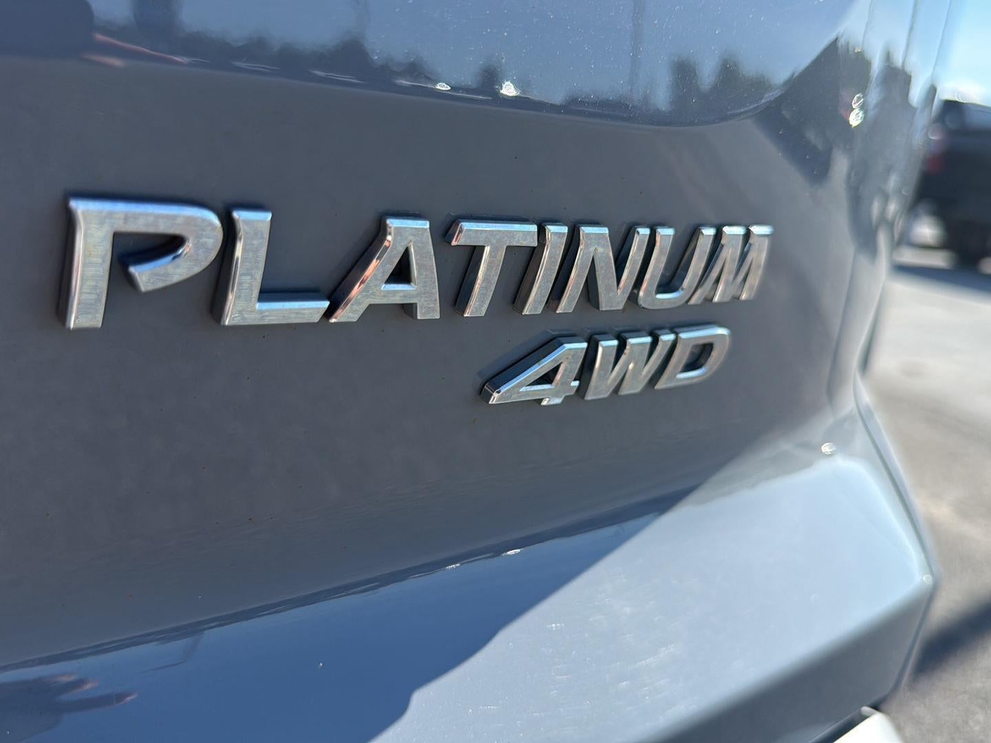 2022 Nissan Pathfinder Platinum