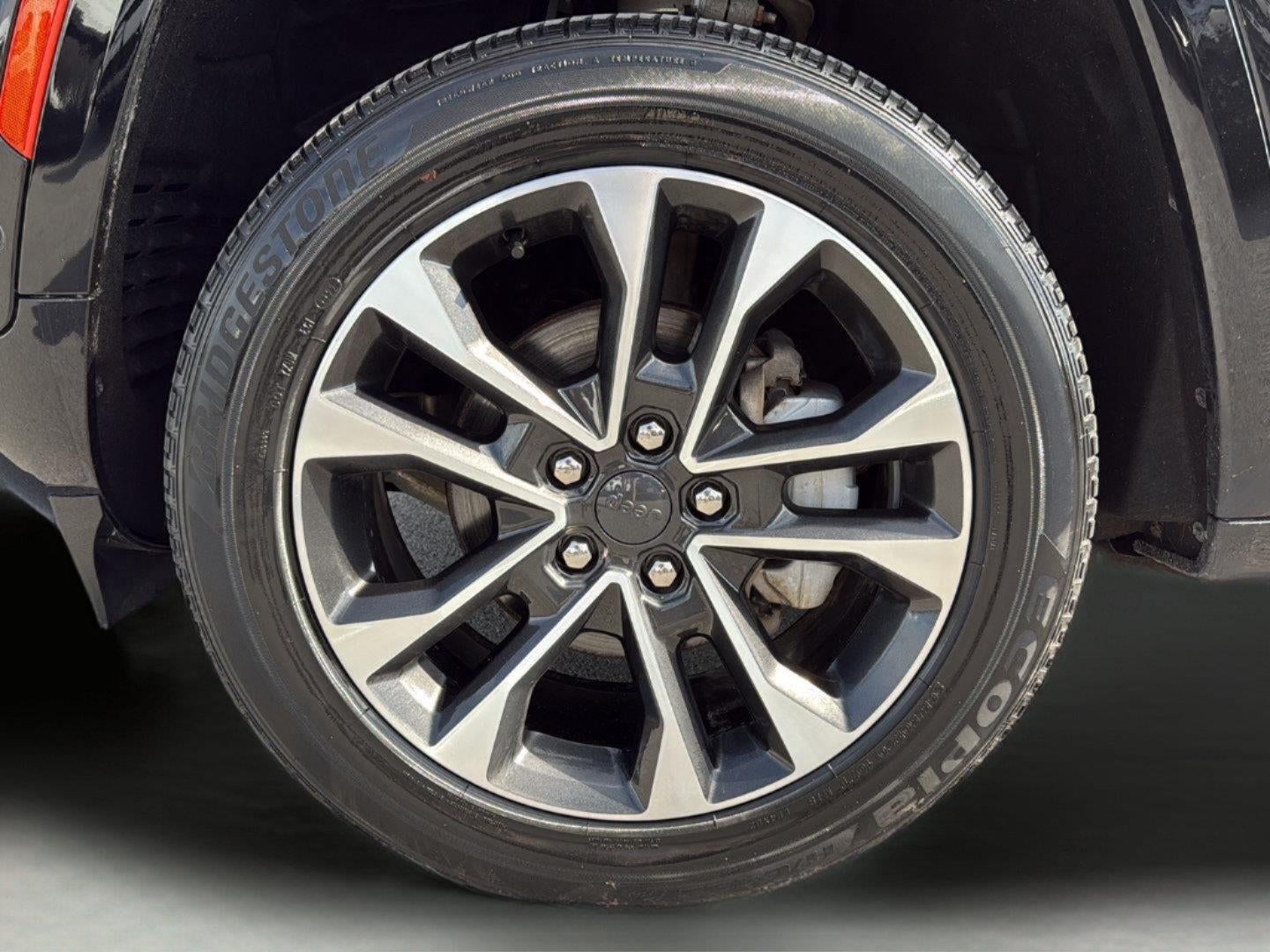 2022 Jeep Grand Cherokee Overland 4x4