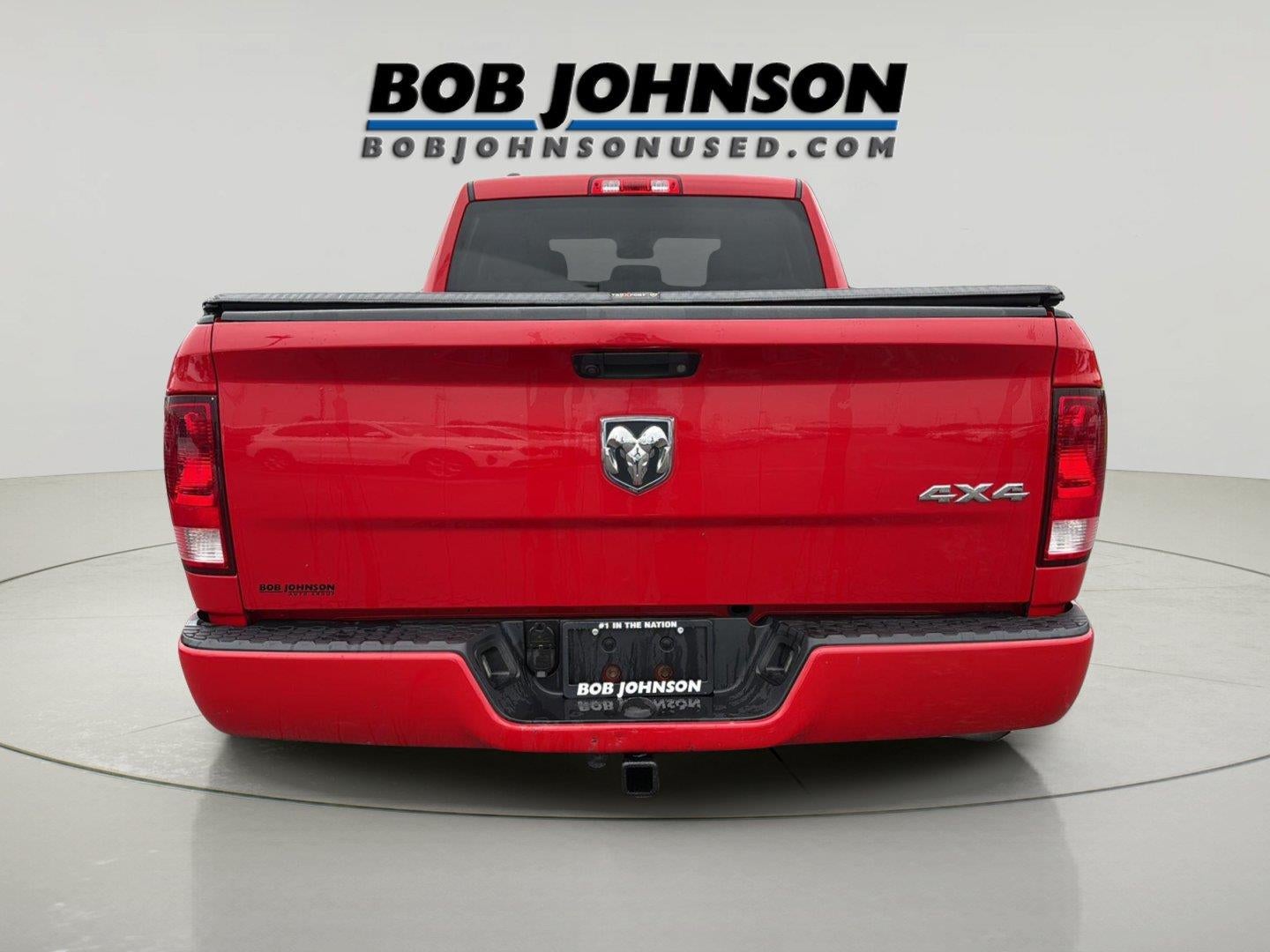 2018 RAM 1500 Express Quad Cab 4x4 6'4" Box