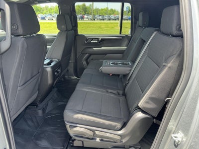 2025 Chevrolet Suburban LS