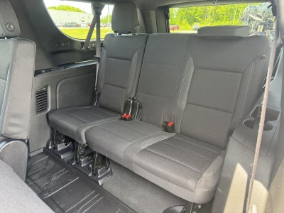 2025 Chevrolet Suburban LS