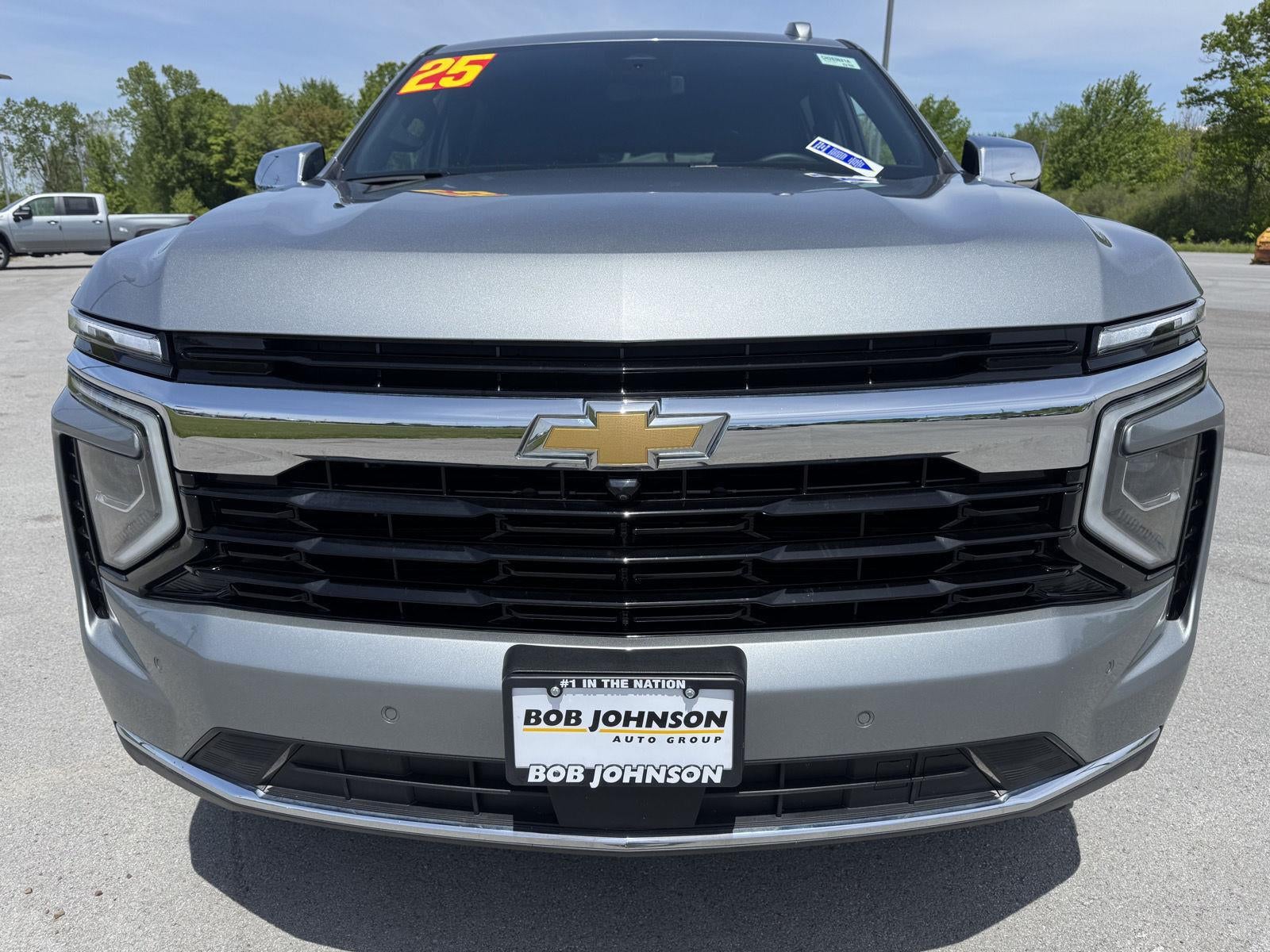 2025 Chevrolet Suburban LS
