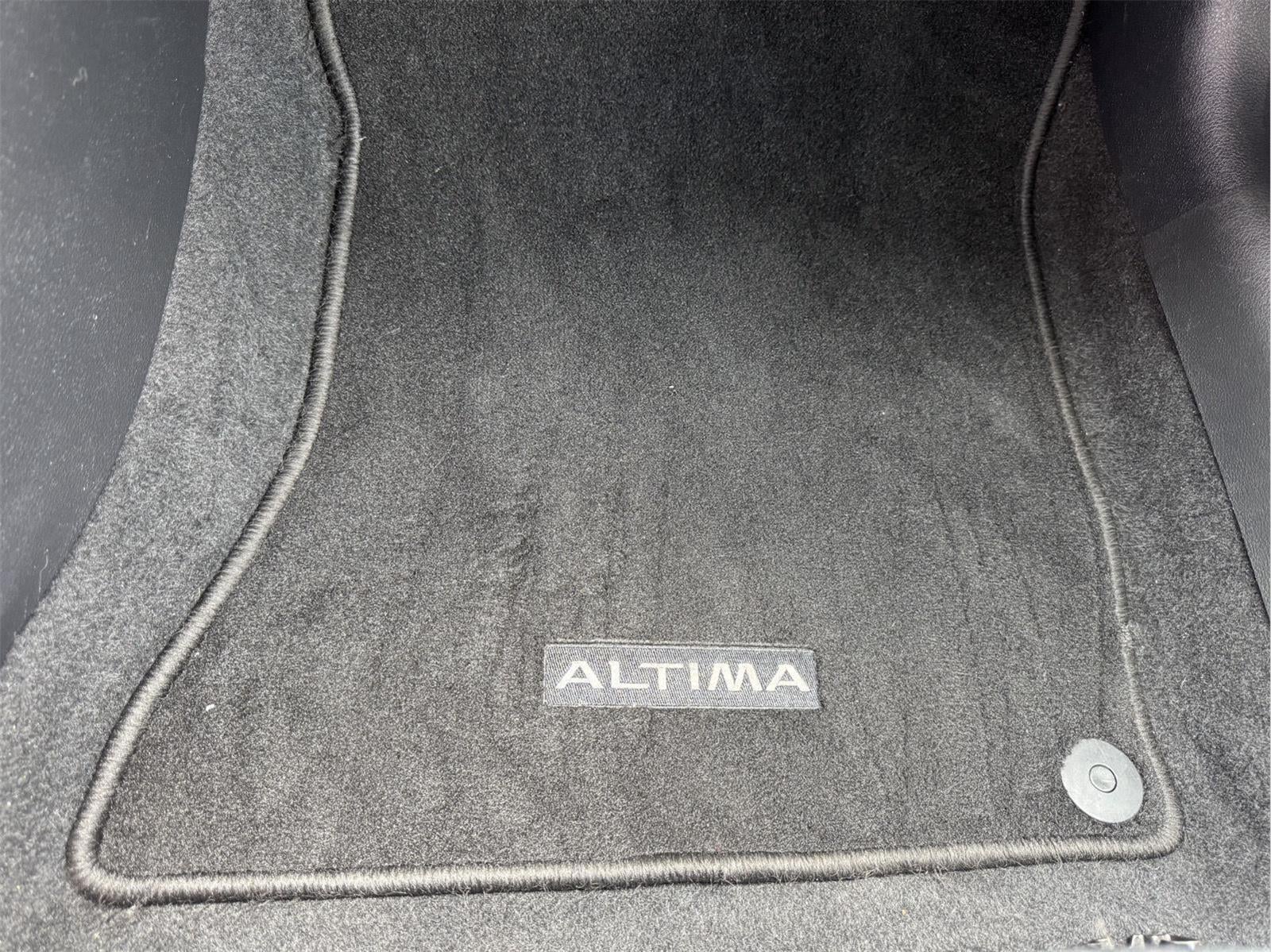 2024 Nissan Altima Platinum