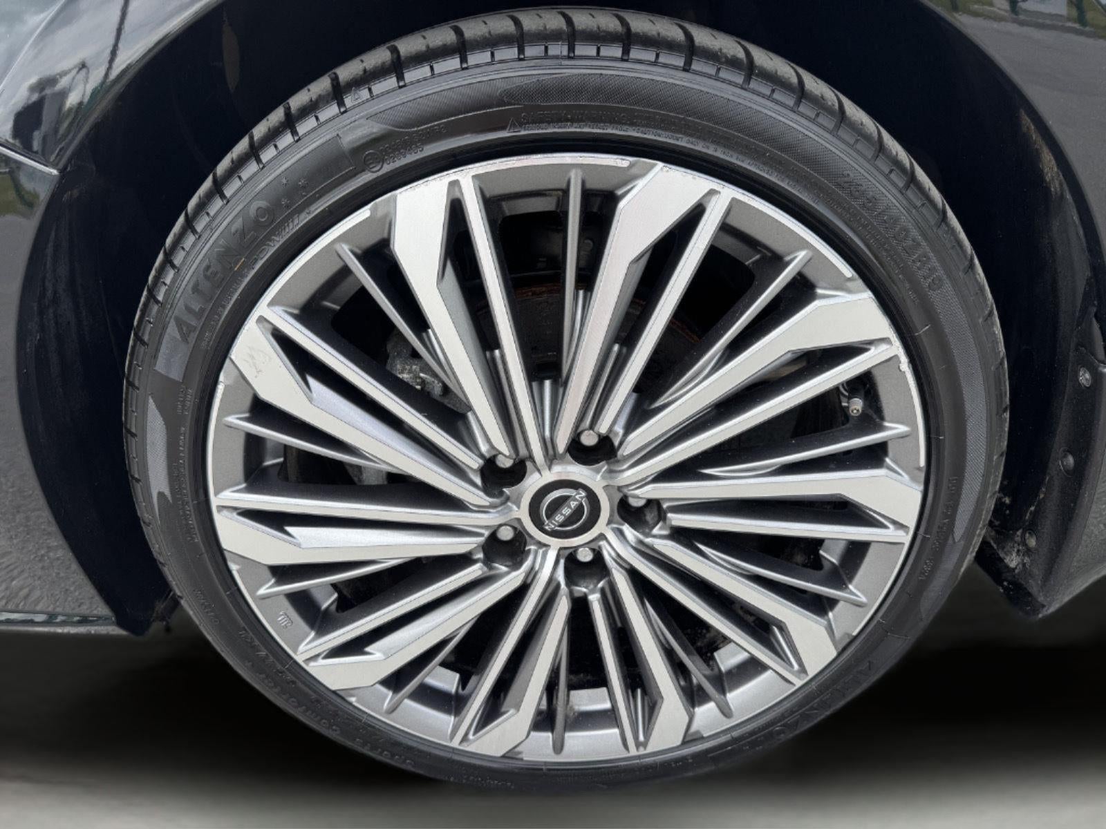 2024 Nissan Altima Platinum