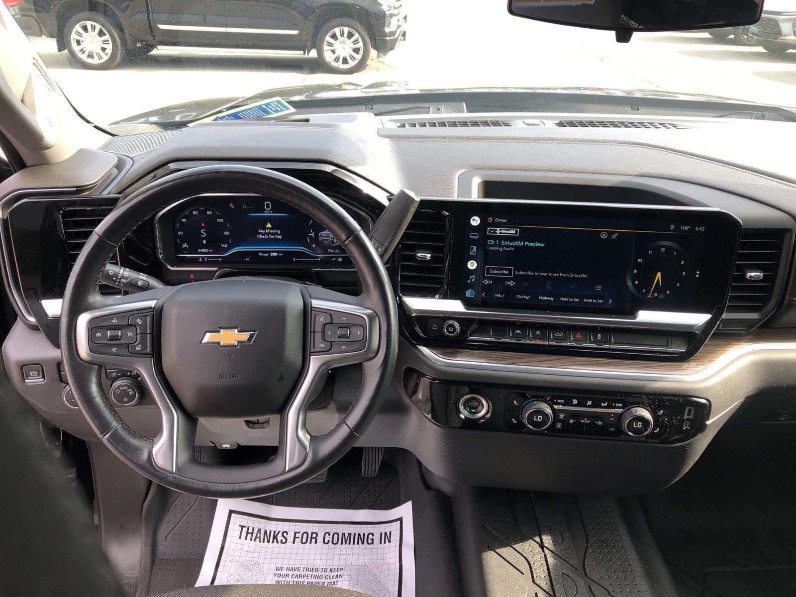 2022 Chevrolet Silverado 1500 LT (2FL)