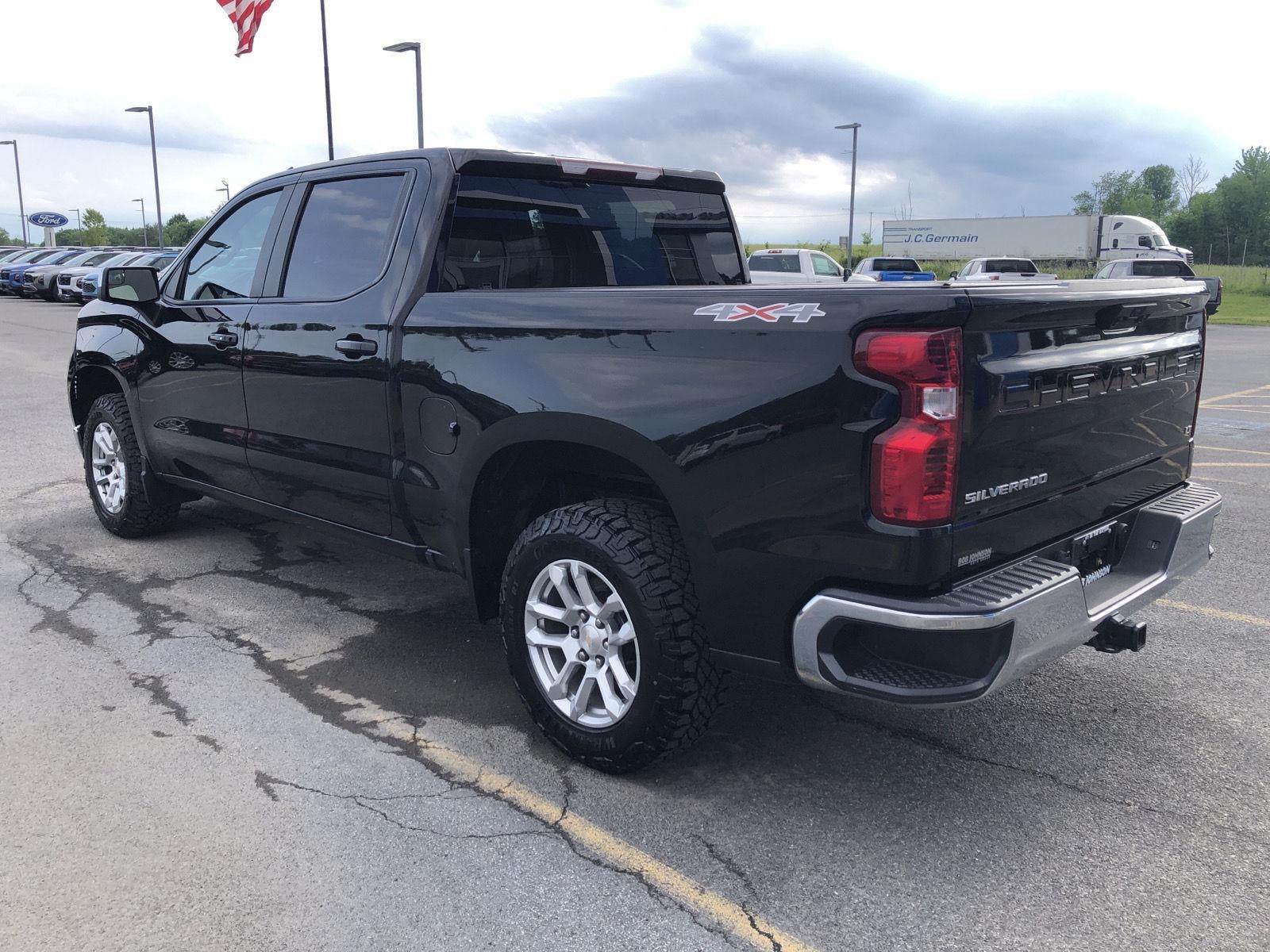 2022 Chevrolet Silverado 1500 LT (2FL)