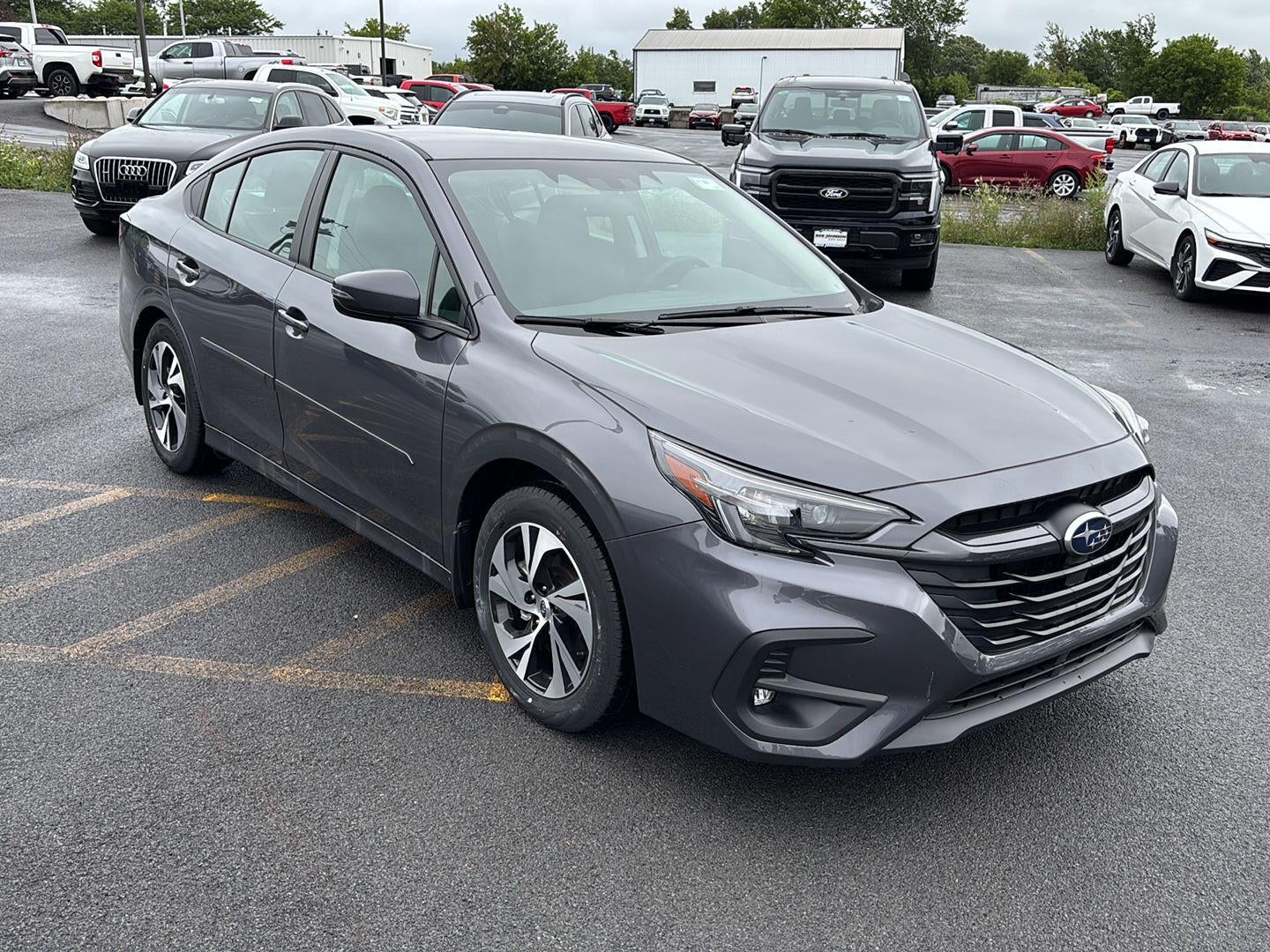 2025 Subaru LEGACY Premium