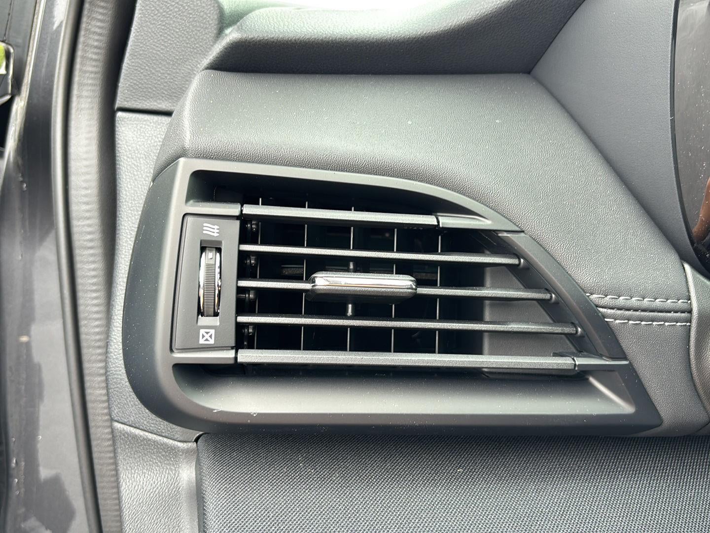 2025 Subaru Legacy Premium - Photo 16
