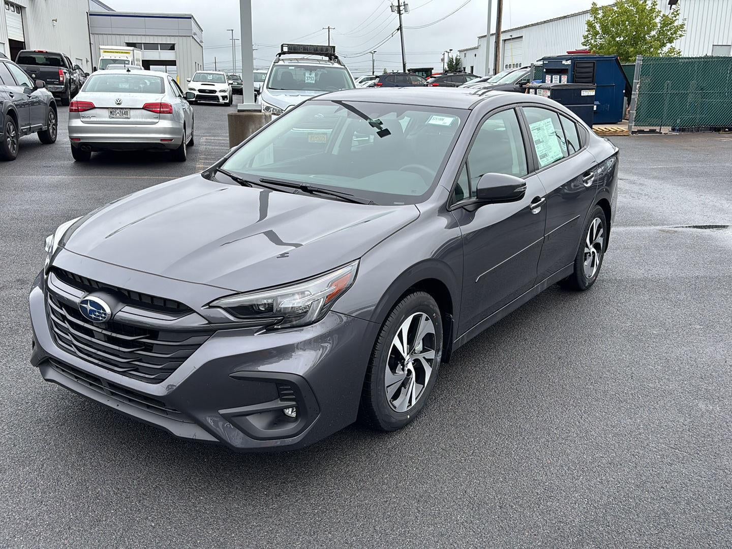 2025 Subaru LEGACY Premium
