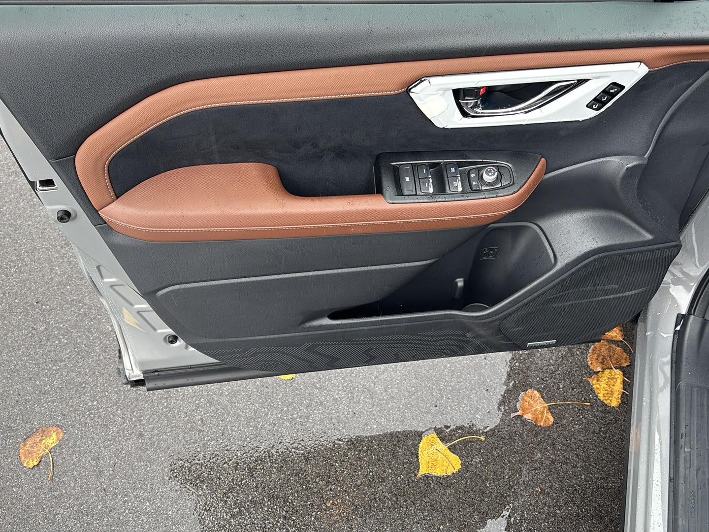 2026 Subaru FORESTER Touring Hybrid