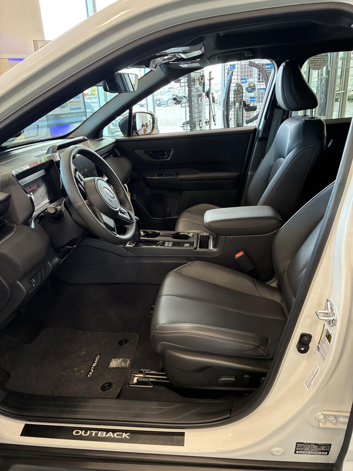 2026 Subaru Outback Limited - Photo 17