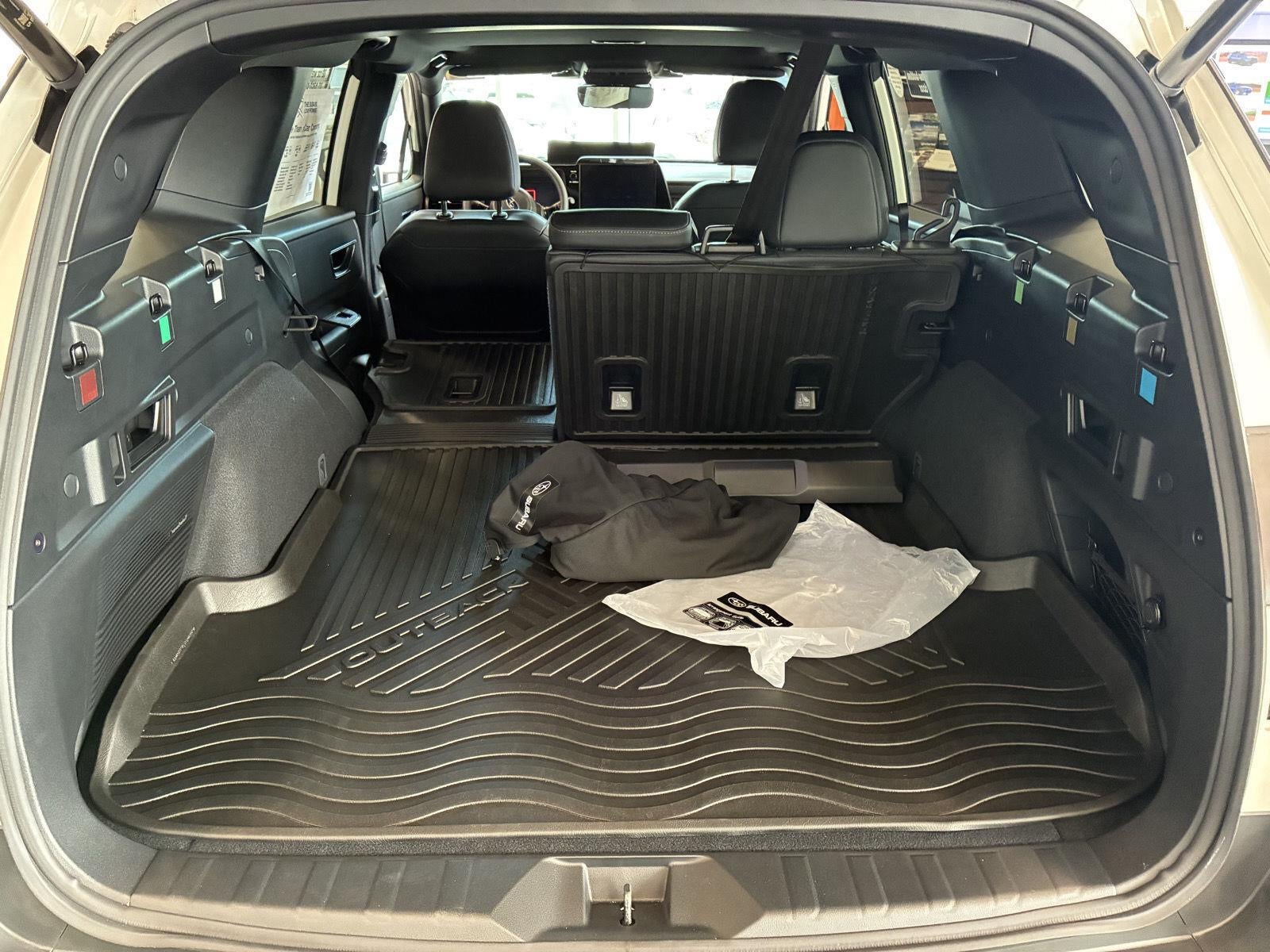 2026 Subaru Outback Limited - Photo 9