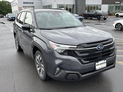 2025 Subaru FORESTER Touring