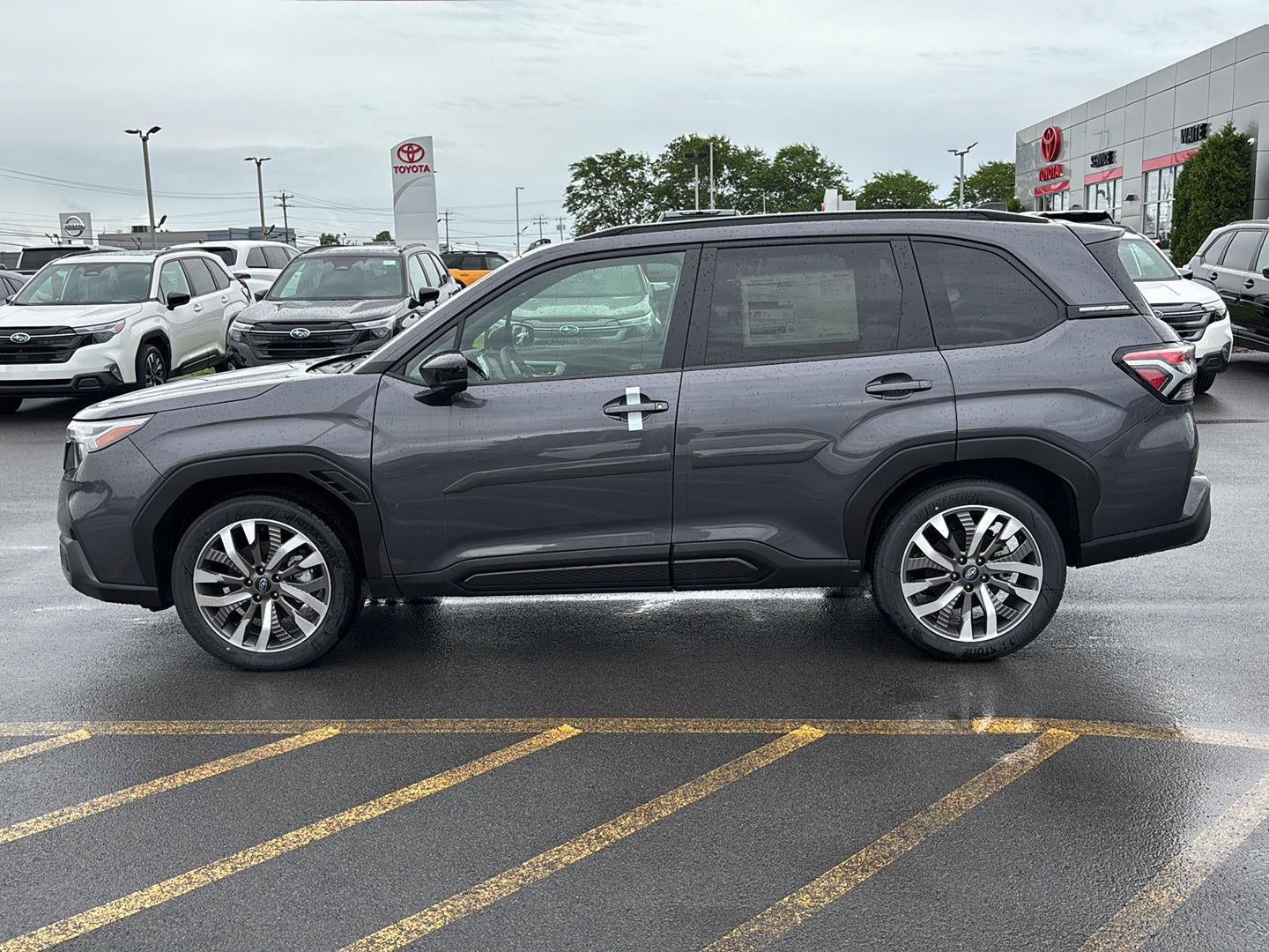2025 Subaru FORESTER Touring
