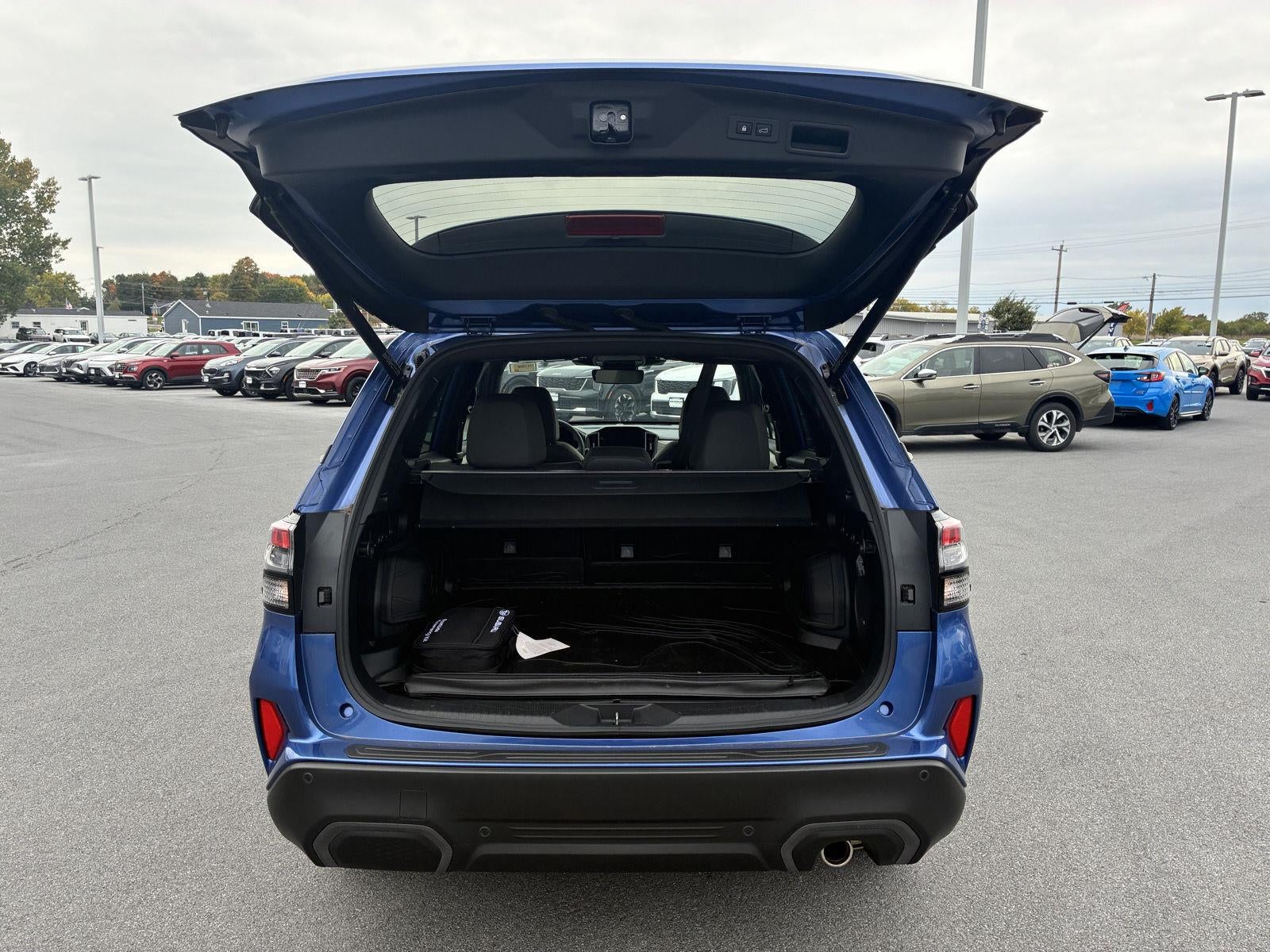 2025 Subaru FORESTER Limited Hybrid