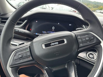 2023 Jeep Grand Cherokee Laredo