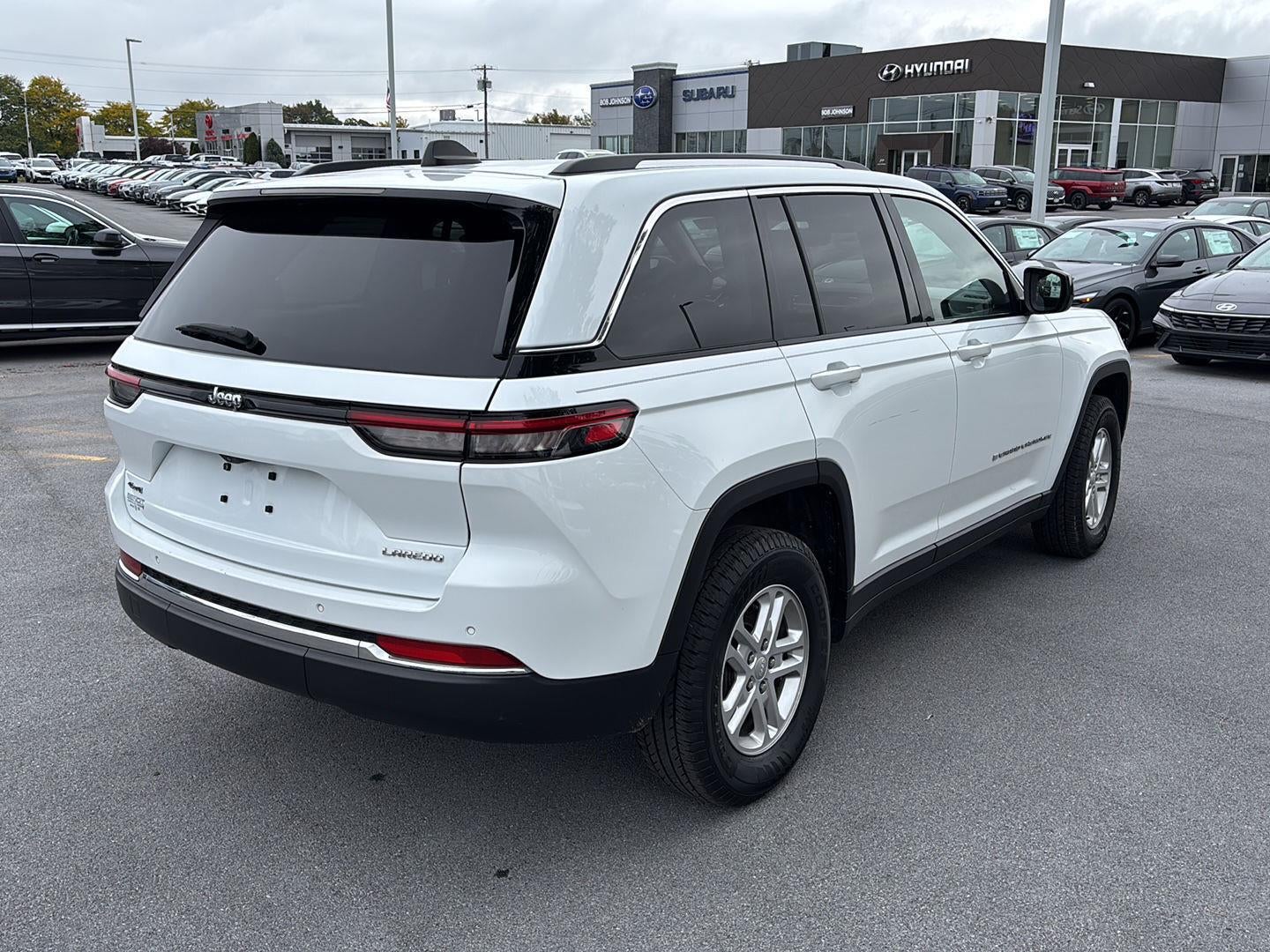 2023 Jeep Grand Cherokee Laredo