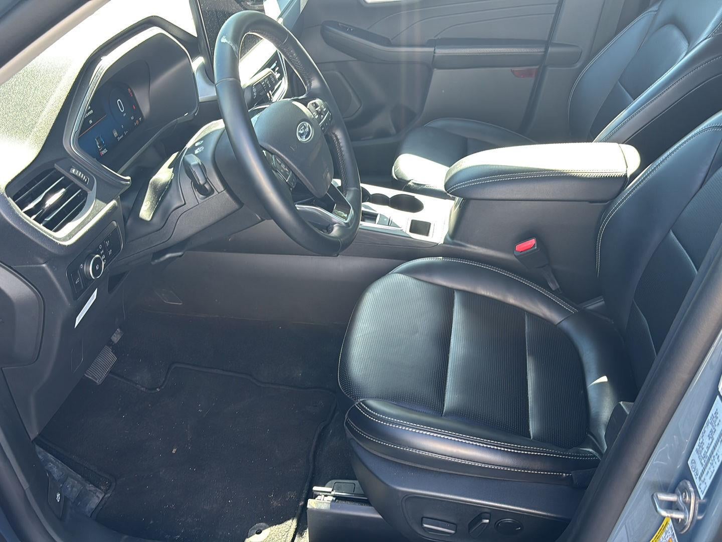 2025 Ford Escape Platinum