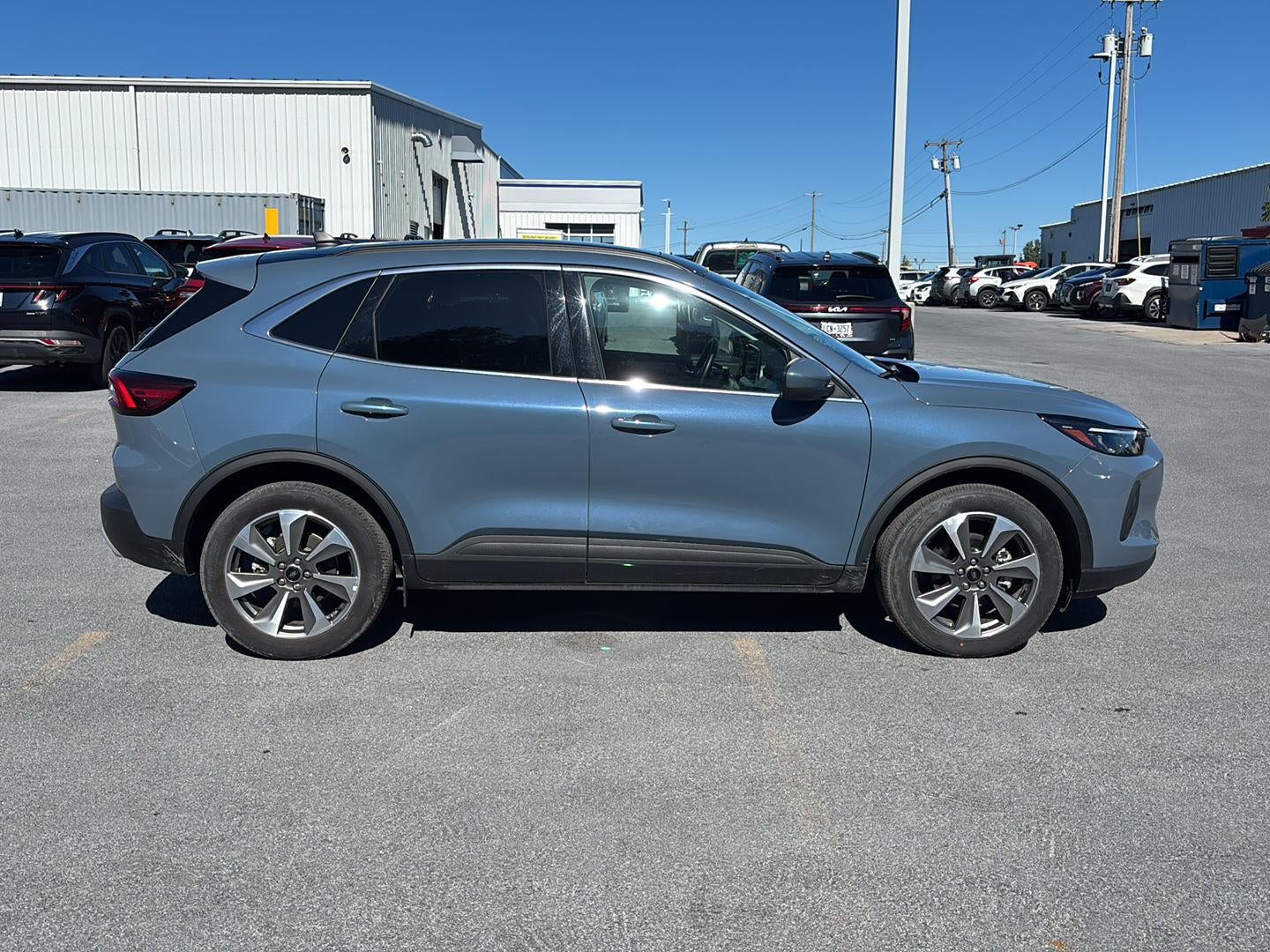 2025 Ford Escape Platinum