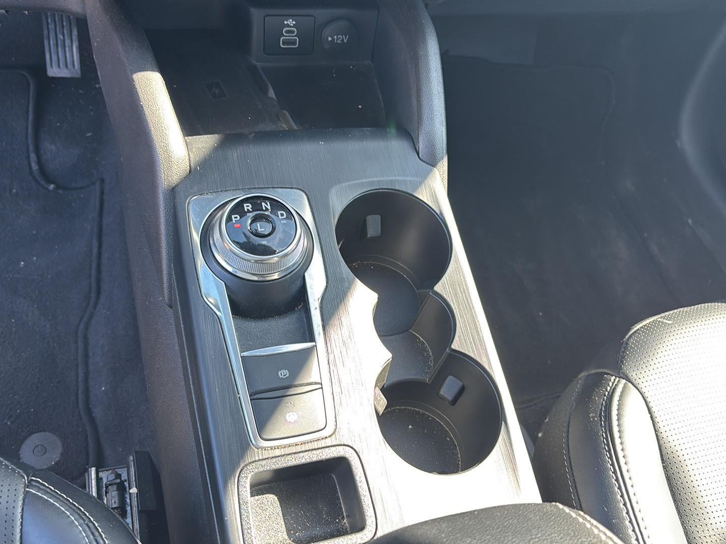 2025 Ford Escape Platinum