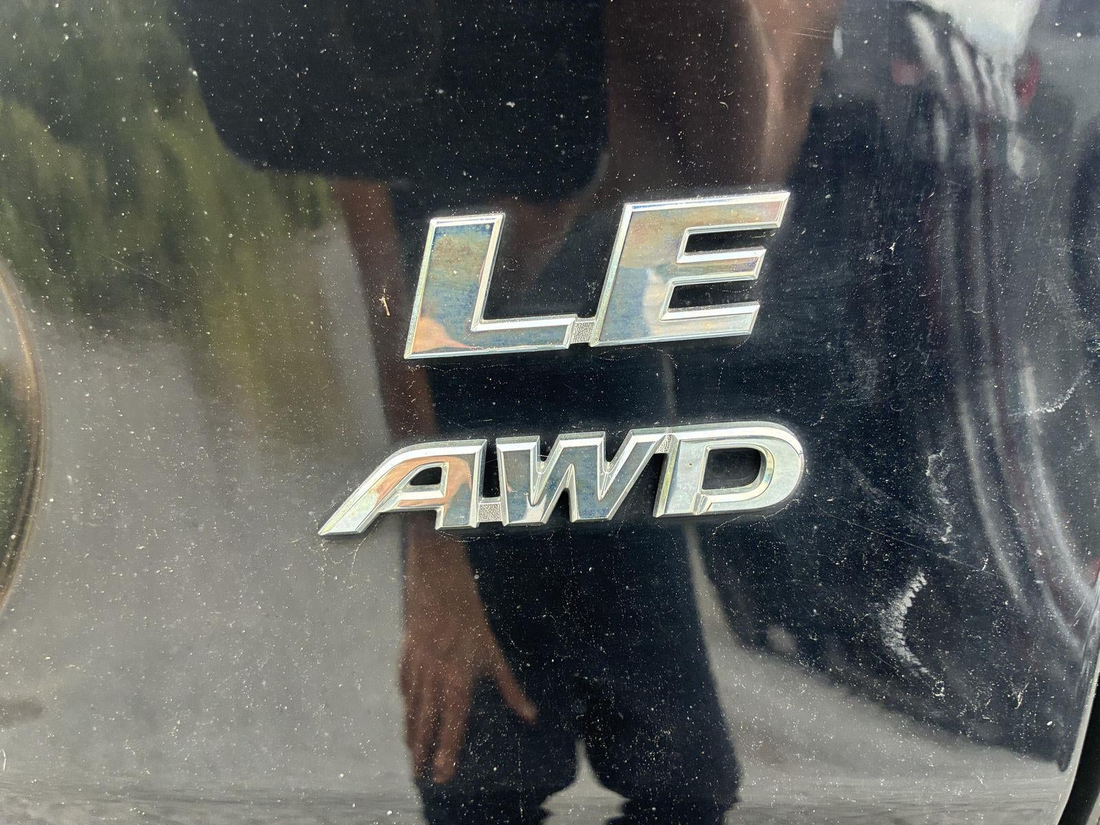 2020 Toyota RAV4 LE