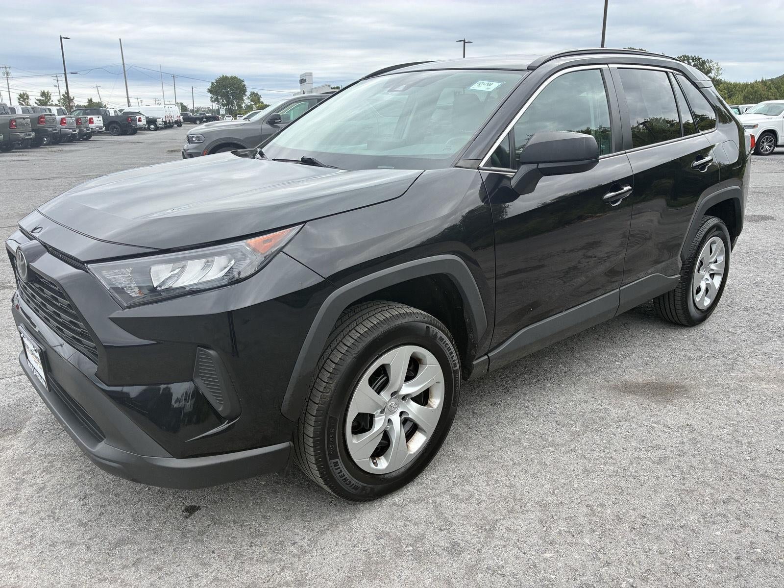 2020 Toyota RAV4 LE