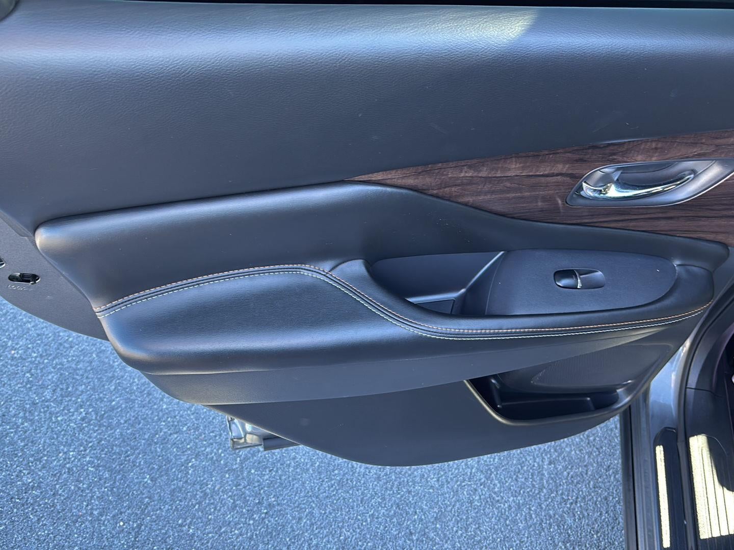 2023 Nissan Murano Platinum