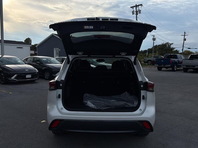 2026 Toyota Highlander Limited