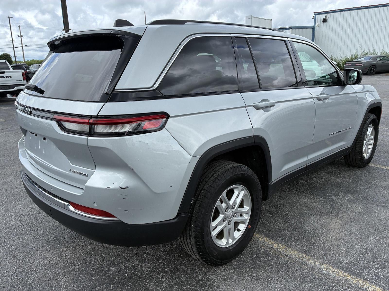 2023 Jeep Grand Cherokee Laredo