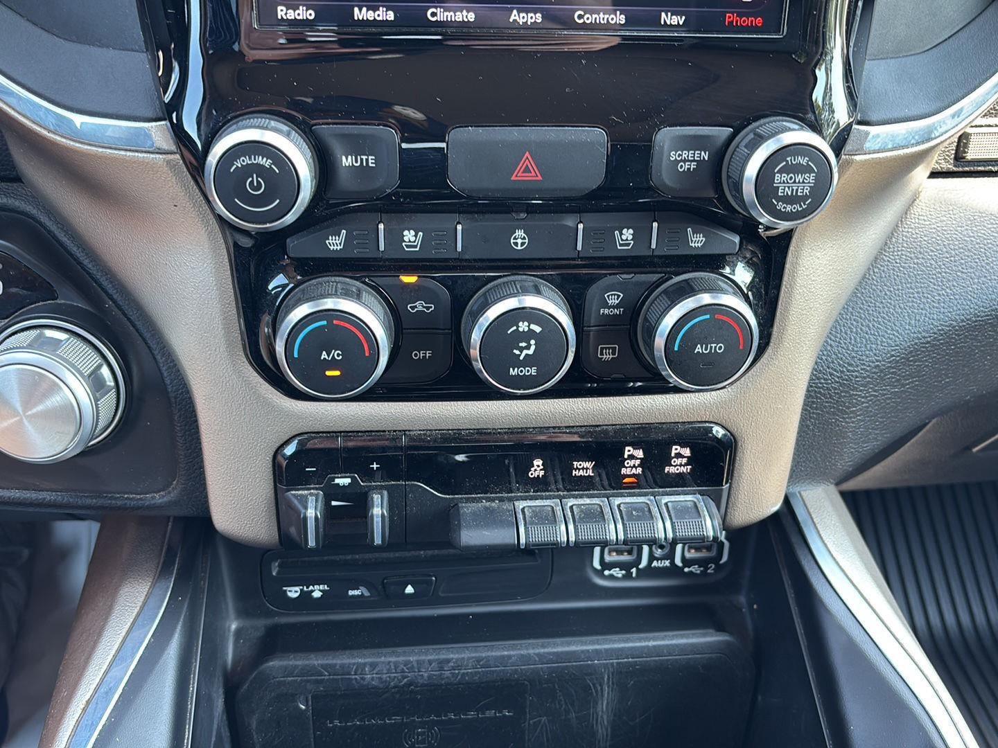 2019 RAM 1500 Laramie