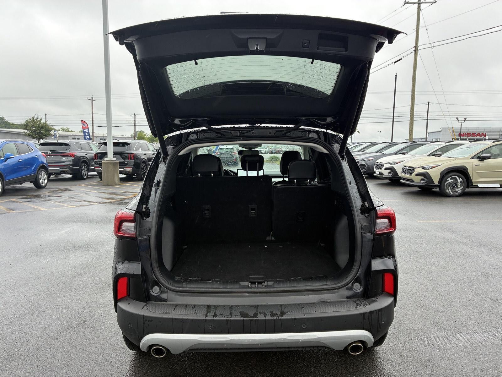 2025 Ford Escape Platinum