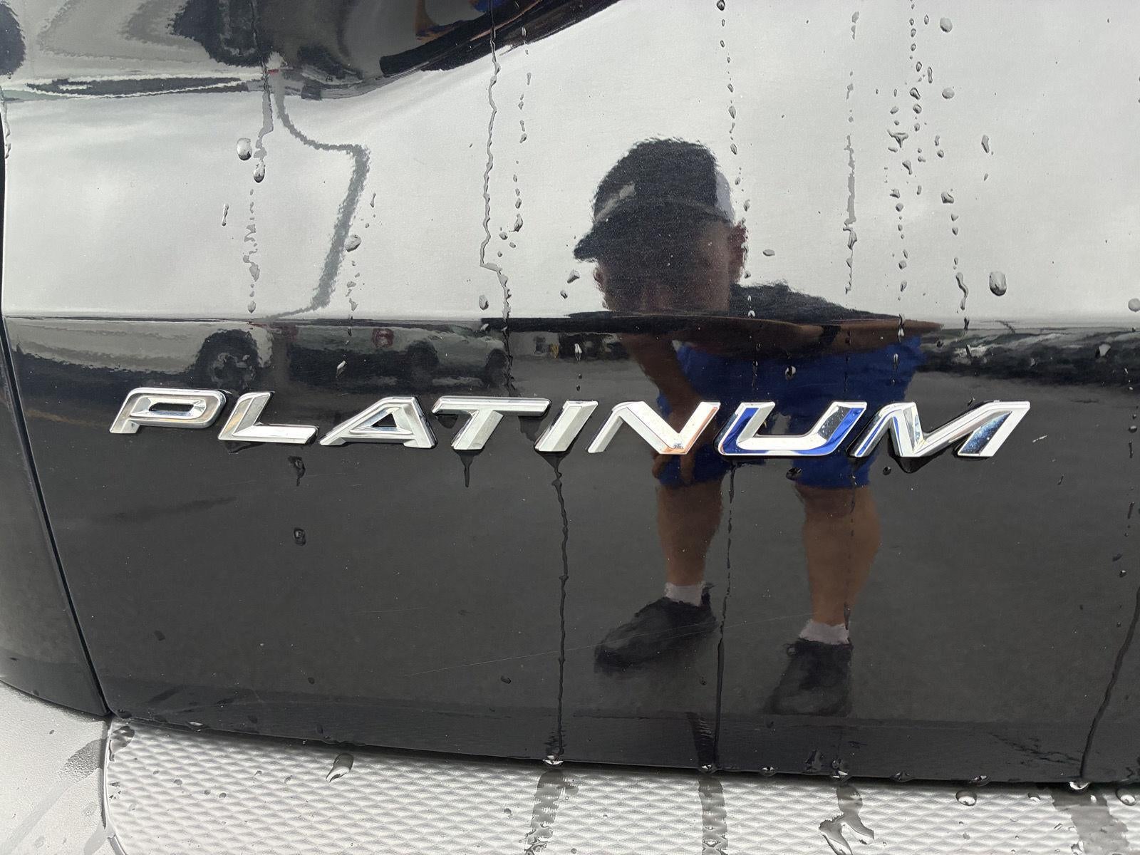 2025 Ford Escape Platinum