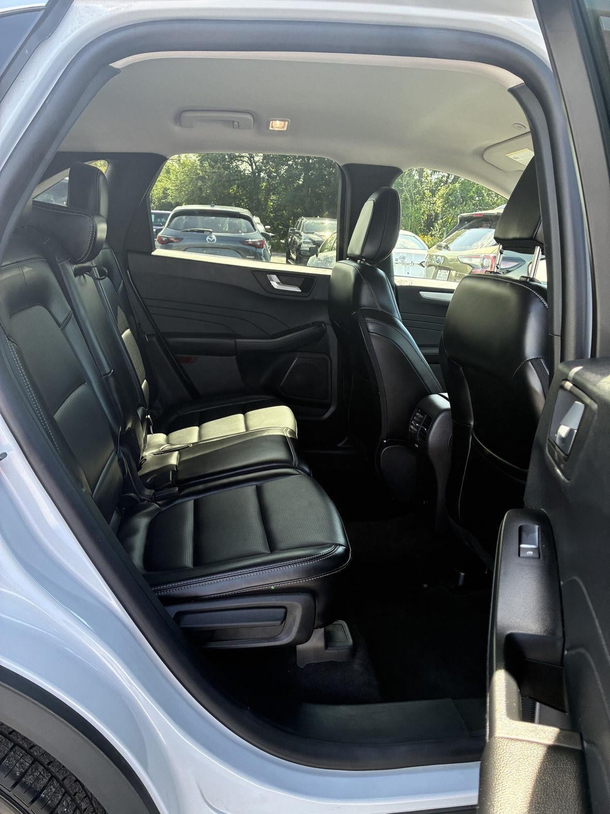 2025 Ford Escape Platinum