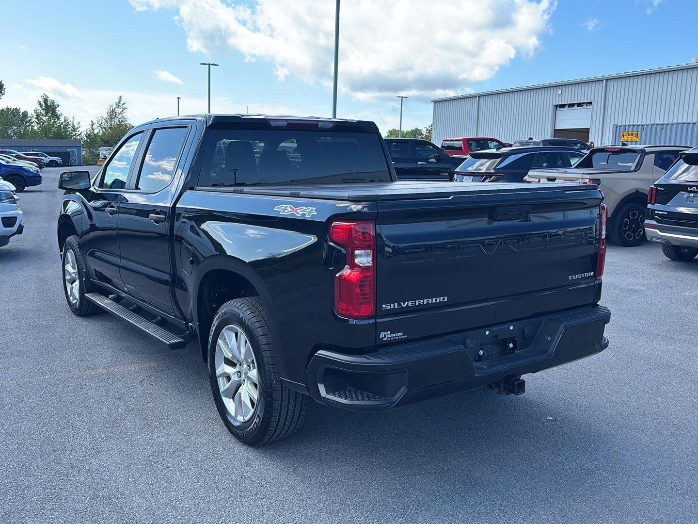 2022 Chevrolet Silverado 1500 Custom