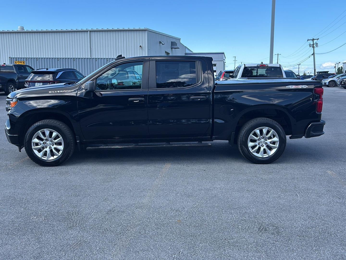2022 Chevrolet Silverado 1500 Custom