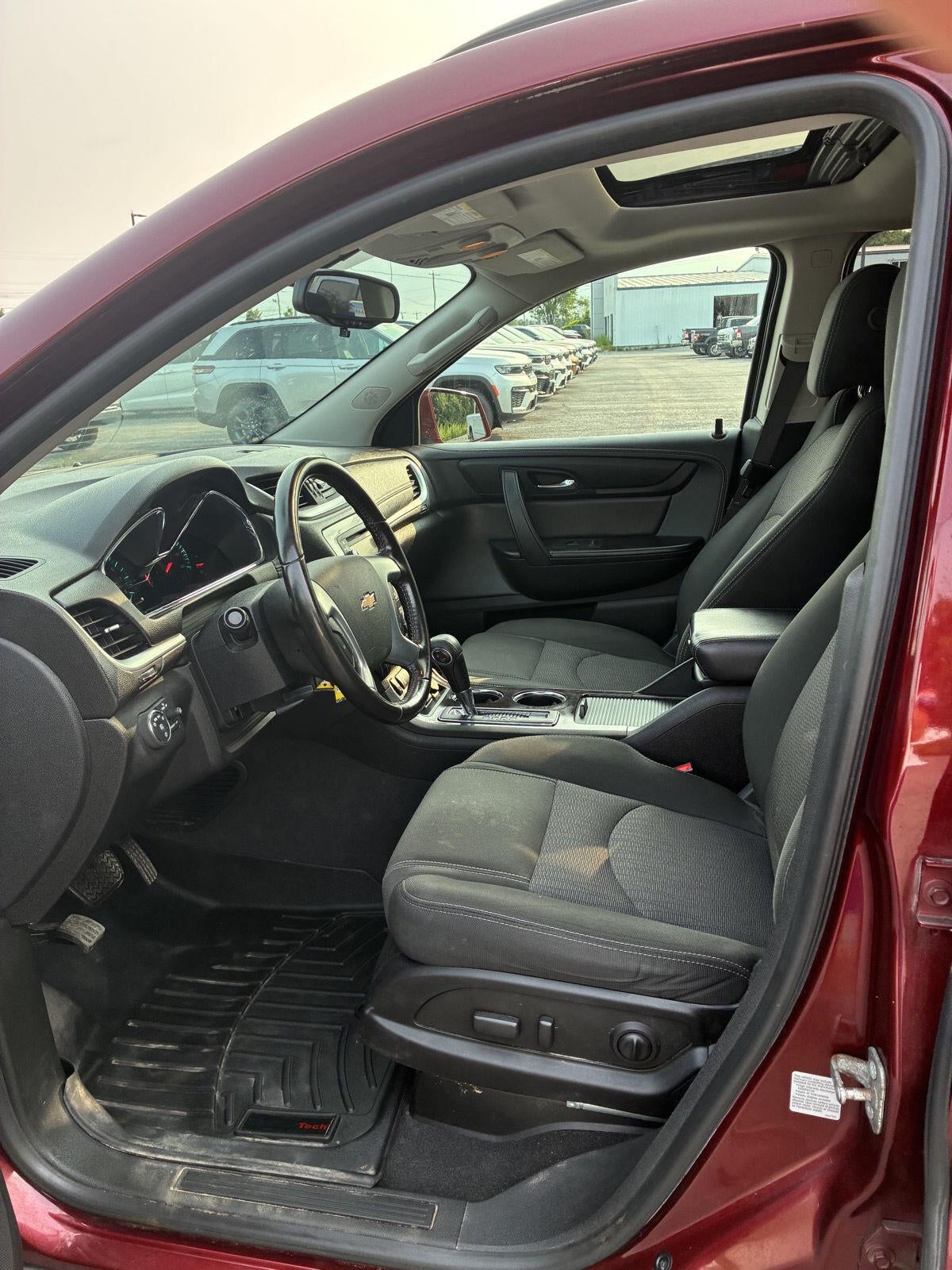 2017 Chevrolet Traverse LT