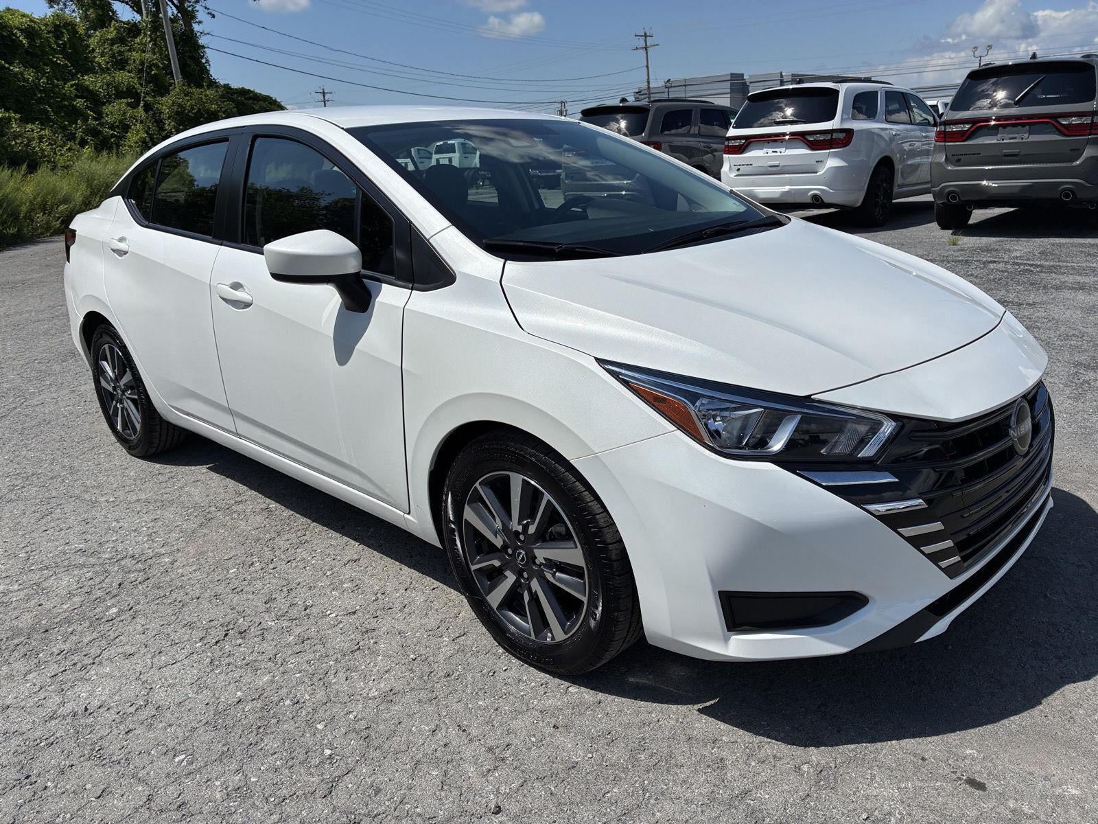 2023 Nissan Versa SV