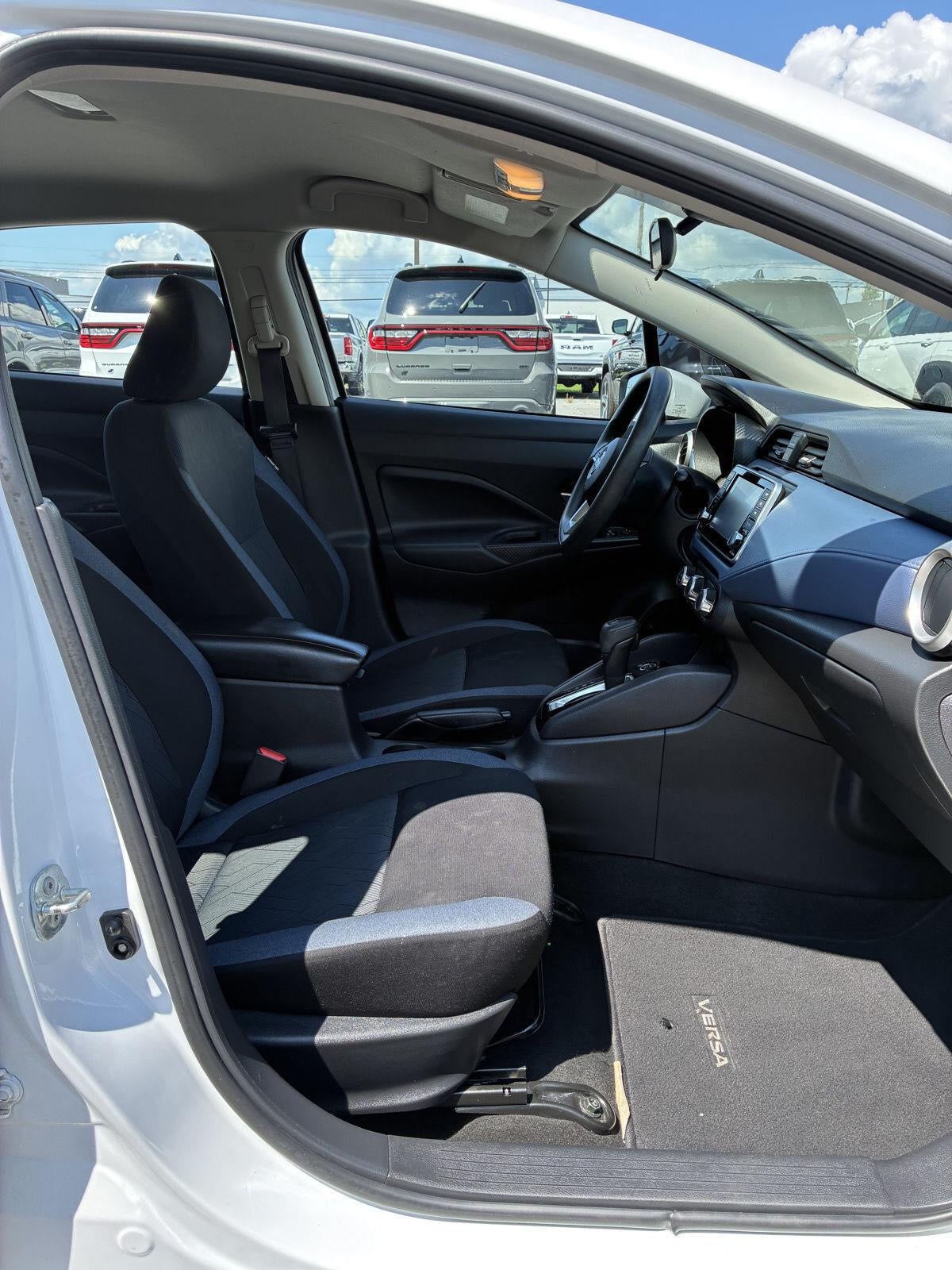 2023 Nissan Versa SV