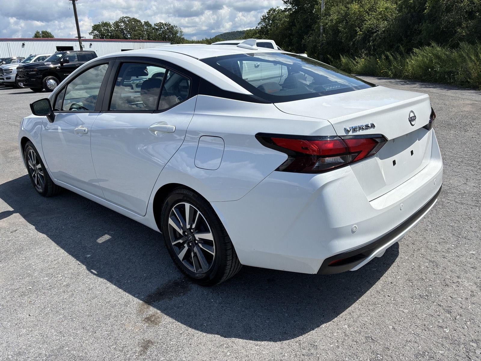 2023 Nissan Versa SV
