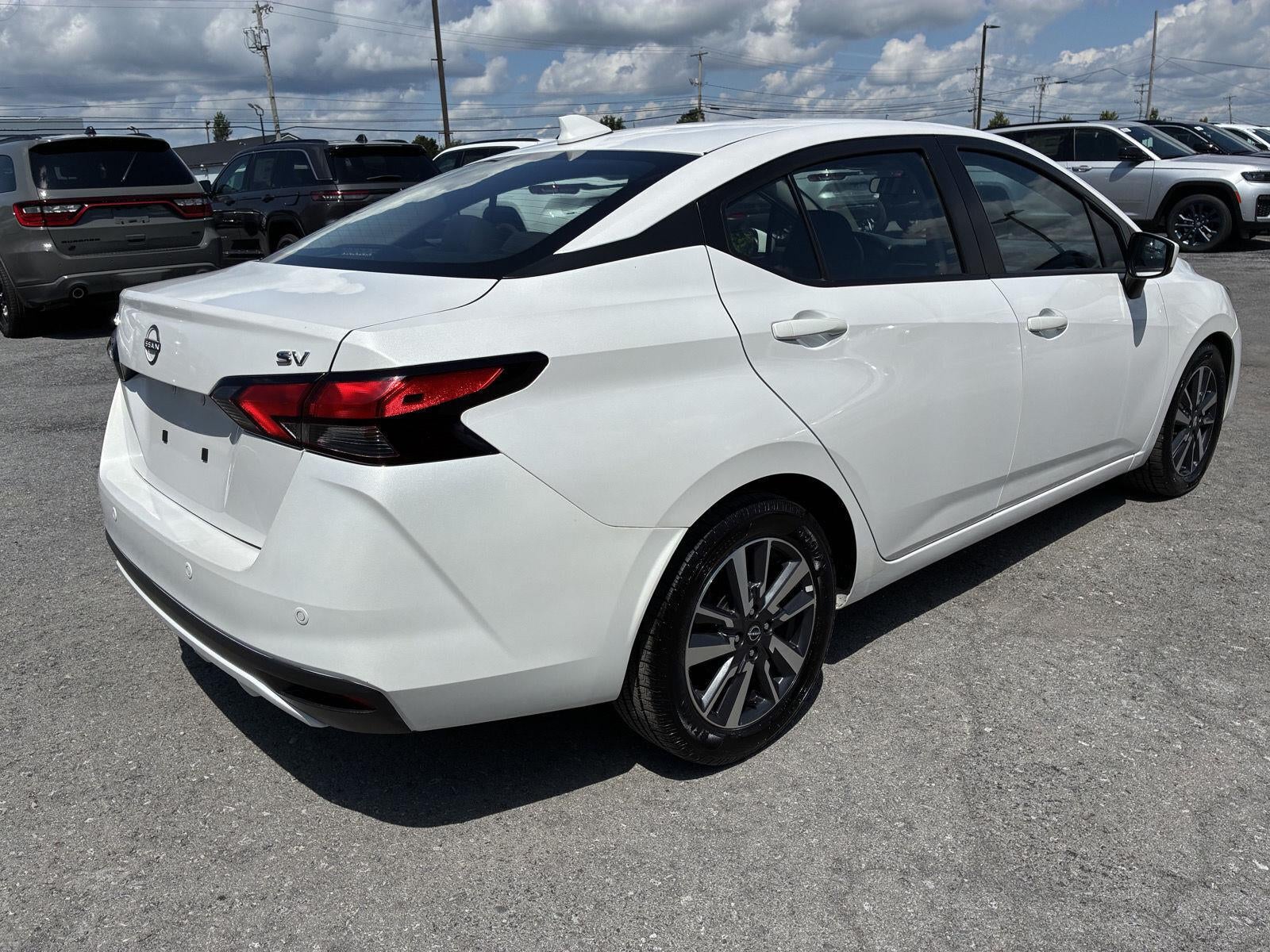 2023 Nissan Versa SV