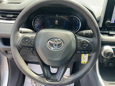 2025 Toyota RAV4 Hybrid LE
