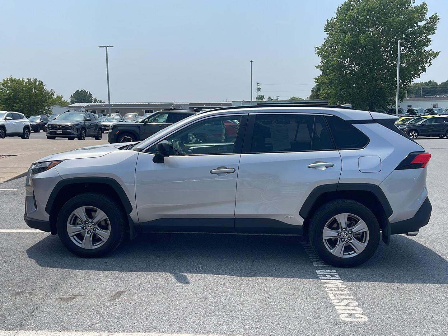 2025 Toyota RAV4 Hybrid LE